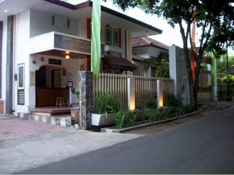 Family Hotel Gradia 1 Batu  Exteriér fotografie